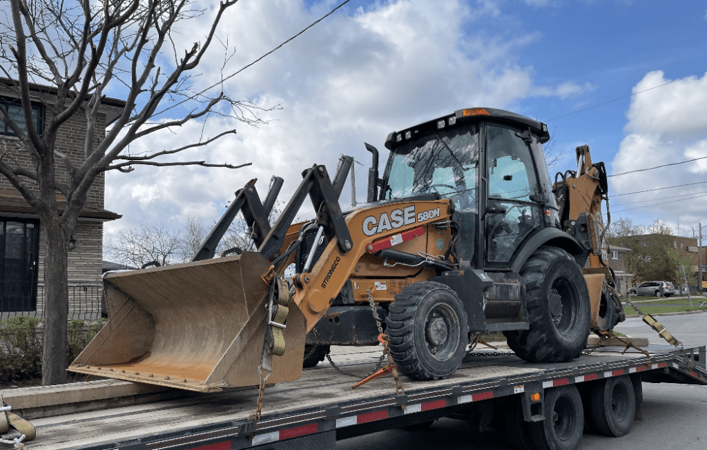 flatbed Building Supply Pick up & Delivery Services and Towing in Ottawa By Oc-Services